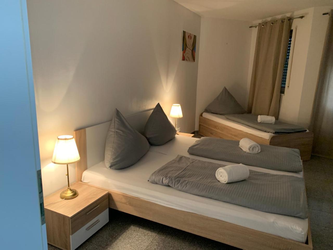 Kn Kahtan Boarding House Munique Exterior foto