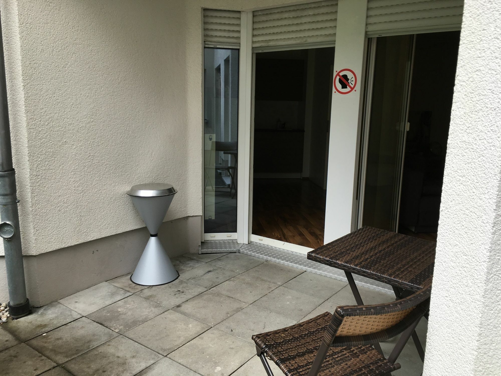 Kn Kahtan Boarding House Munique Exterior foto