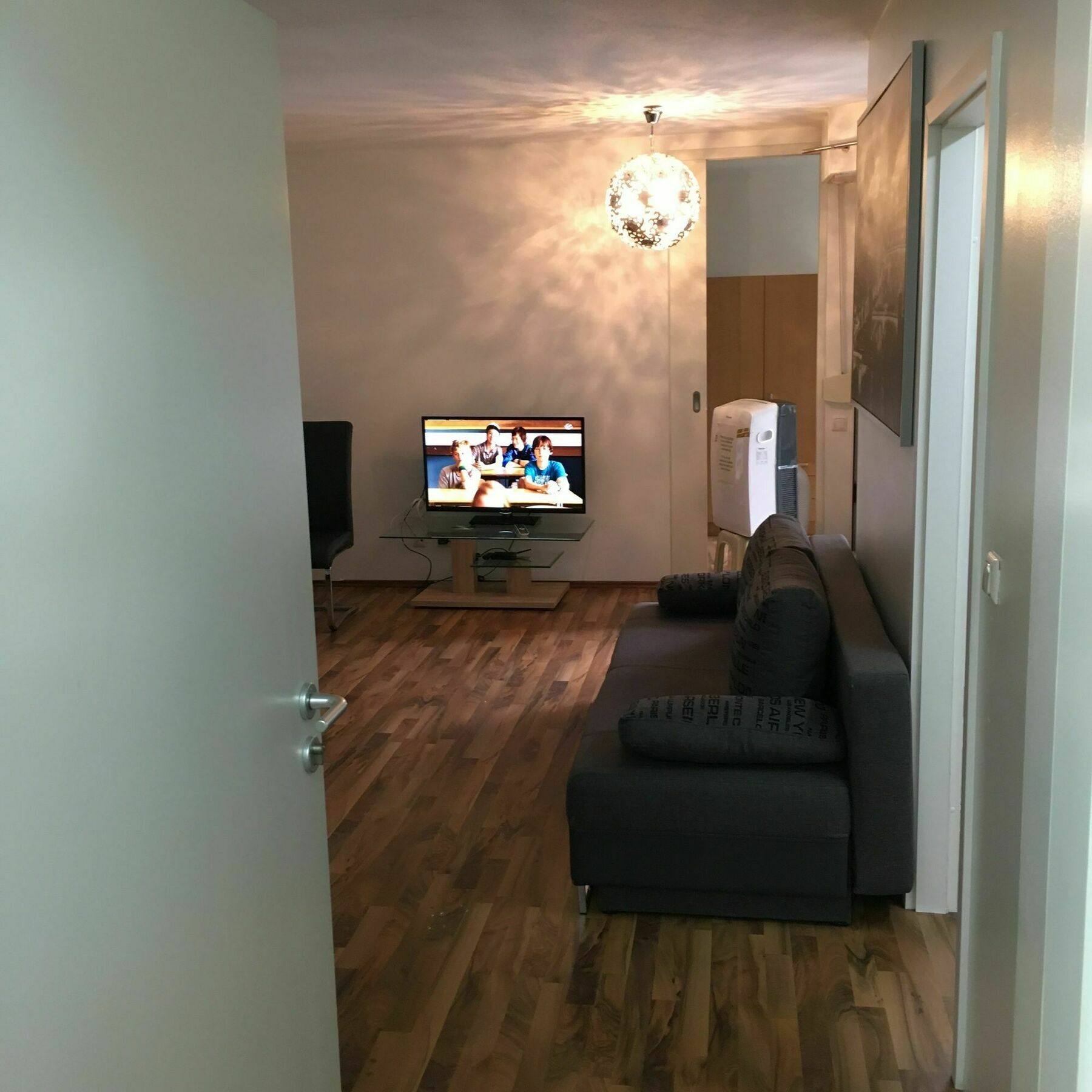 Kn Kahtan Boarding House Munique Exterior foto