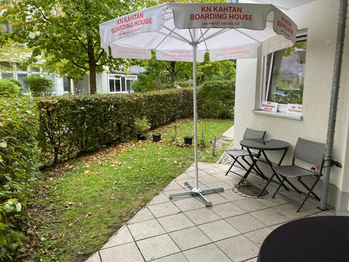 Kn Kahtan Boarding House Munique Exterior foto